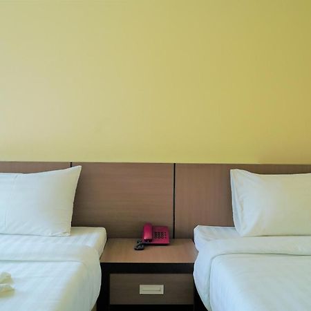 ตะวันอพาร์ทเม้นท์โฮเทลthawanapartmenthotel Satun Zewnętrze zdjęcie